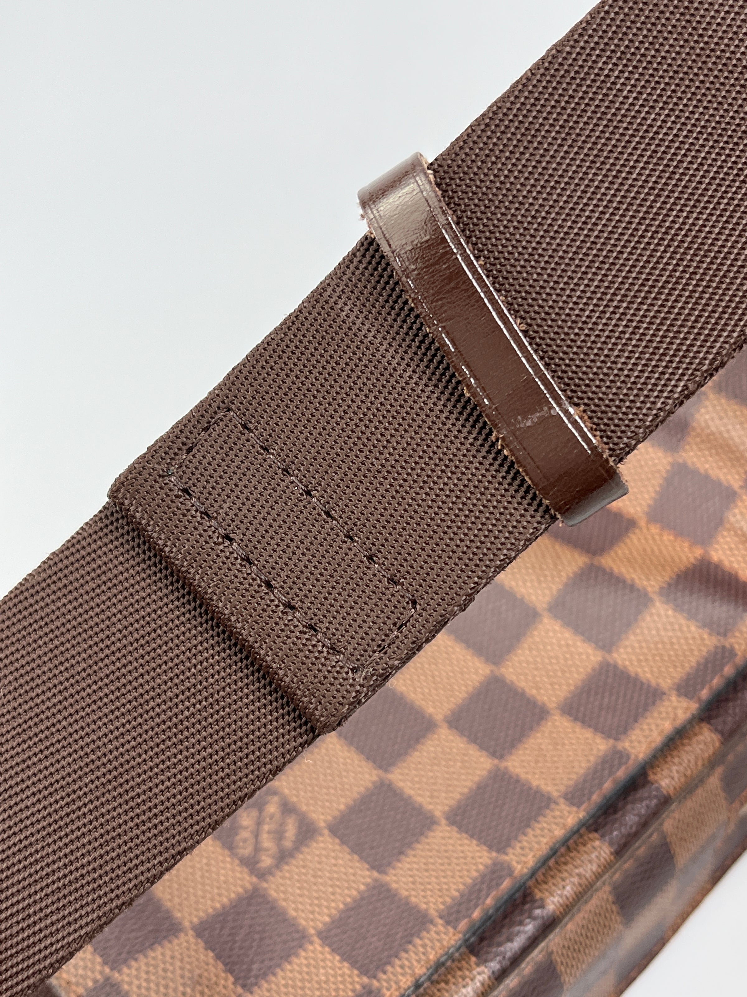 Louis Vuitton Discovery Damier Graphite Bumbag Black Waist Bags Bags LOU752940 The RealReal #38 Louis Vuitton Discovery Damier Graphite Bumbag Black Waist Bags Bags LOU752940 The RealReal